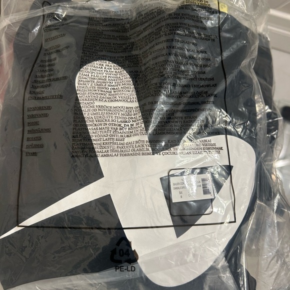 Bauer core Black hoodie with White Logo men's medium - Picture 2 of 9